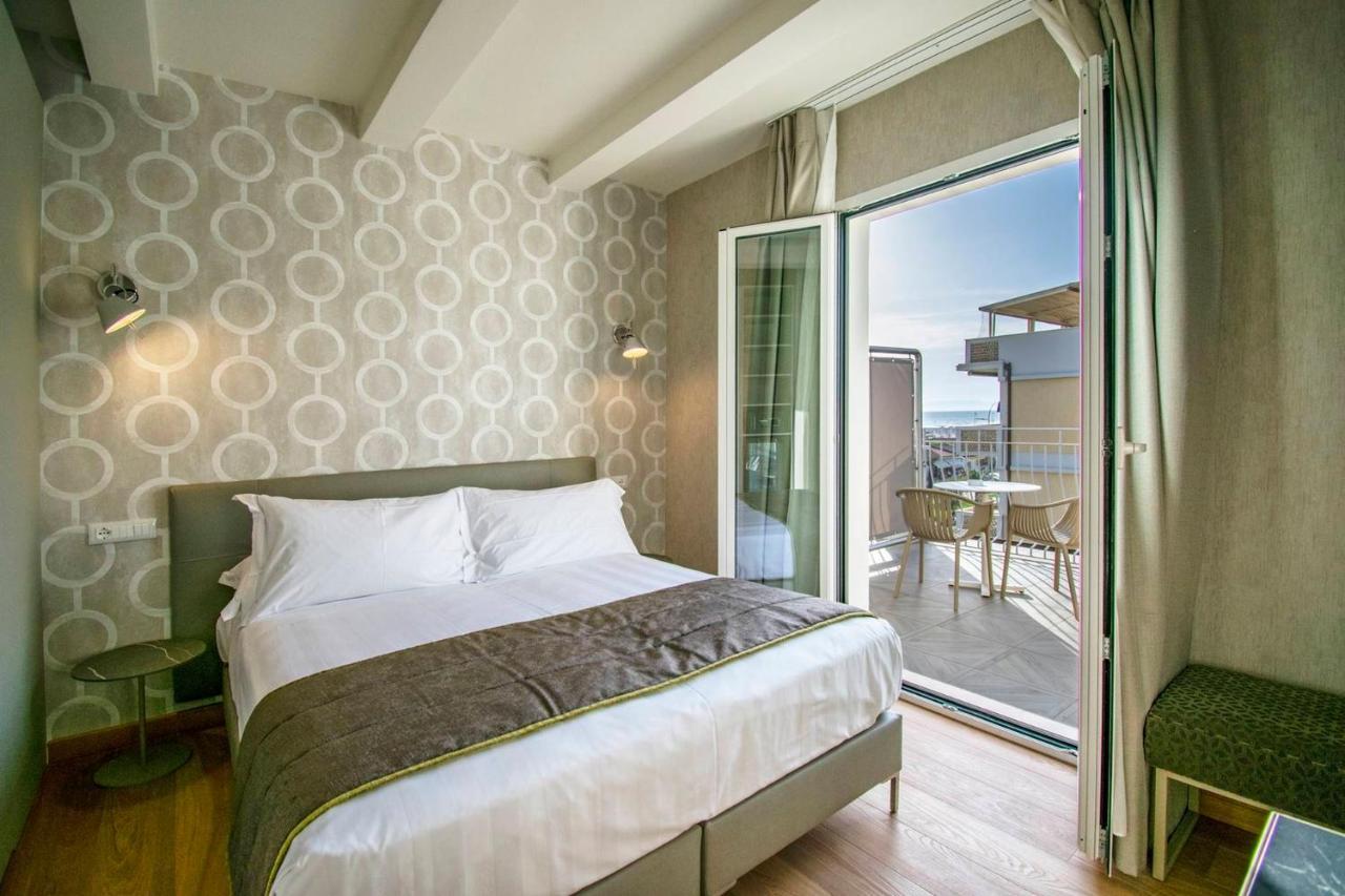 Hotel Medusa Λίντο ντι Καμαϊόρε Εξωτερικό φωτογραφία