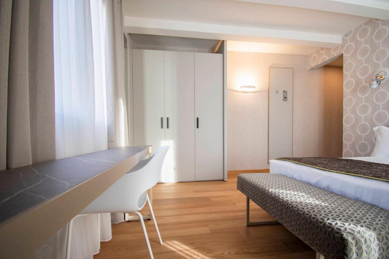 Hotel Medusa Λίντο ντι Καμαϊόρε Εξωτερικό φωτογραφία