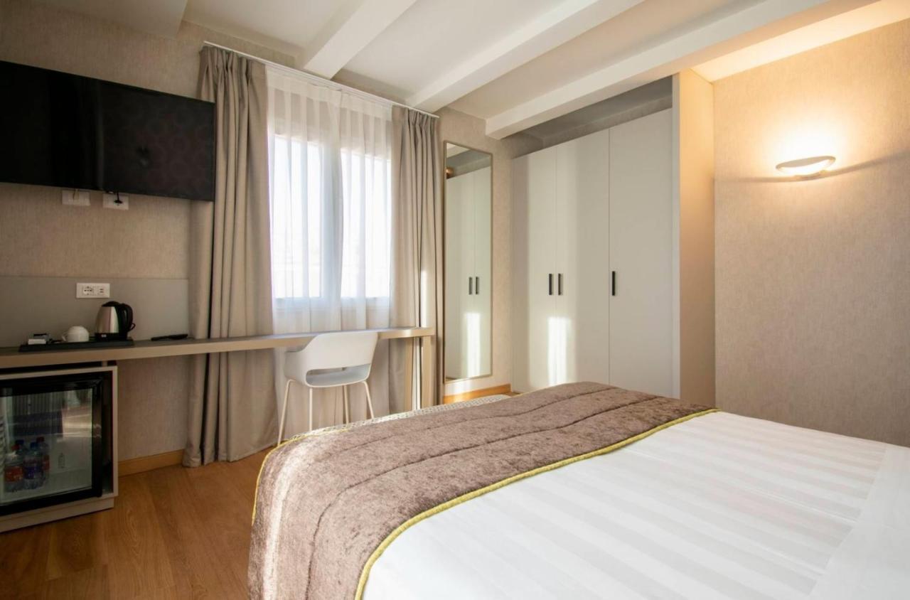 Hotel Medusa Λίντο ντι Καμαϊόρε Εξωτερικό φωτογραφία