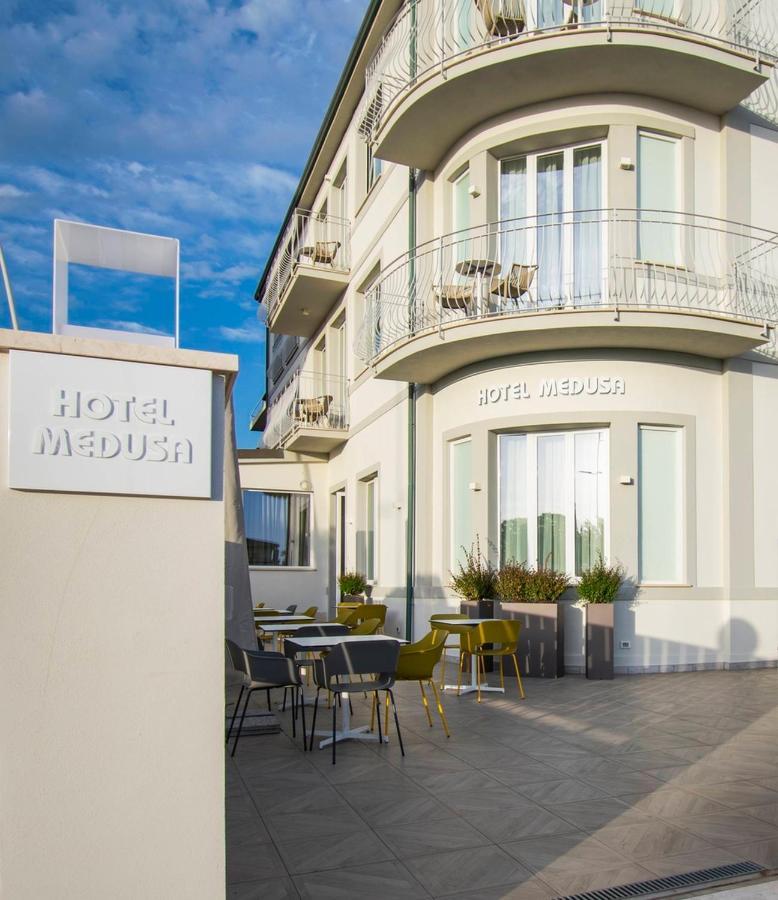 Hotel Medusa Λίντο ντι Καμαϊόρε Εξωτερικό φωτογραφία