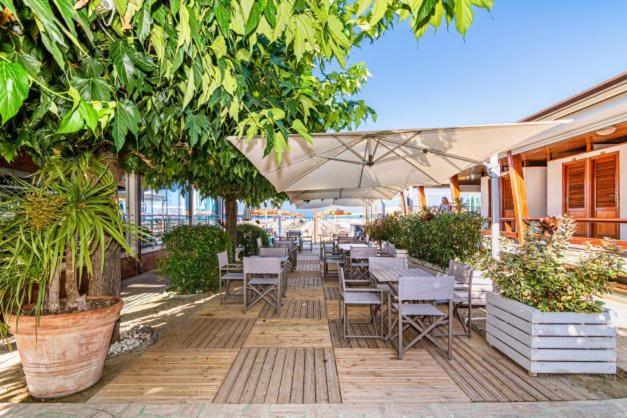 Hotel Medusa Λίντο ντι Καμαϊόρε Εξωτερικό φωτογραφία